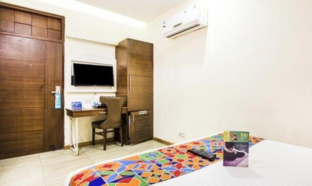 Fabhotel Royal Plaza Zirakpur Luaran gambar